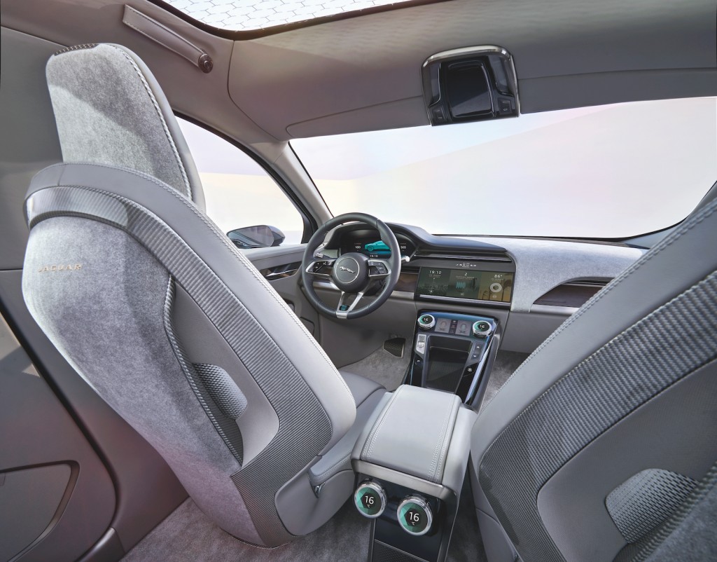 jaguar_i-pace_concept_studio_interior_03