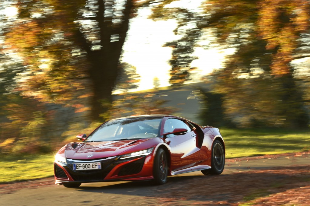 HONDA NSX, CIRCUIT DE PAU ARNOS, DECEMBRE 2016. Copyright Bernard Asset pour Honda France. Photo libre de droits pour la presse seulement. Free © Bernard Asset for Honda France, for editorial use only.