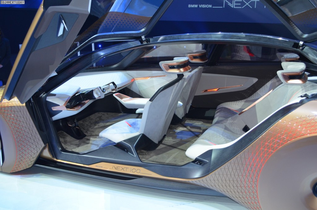 BMW-Vision-Next-100-Live-Interieur-04