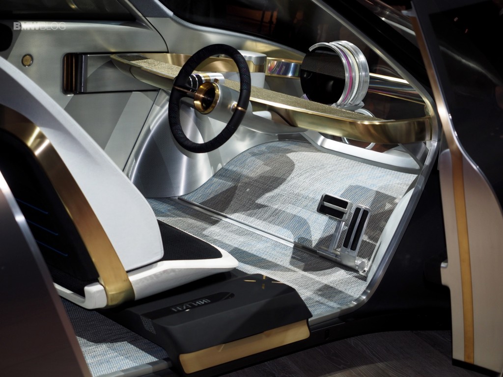 MINI-Vision-Next-100-47