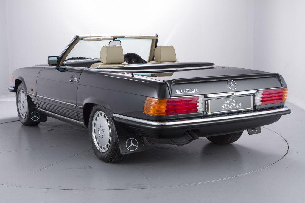 Mercedes-R107-500SL-06