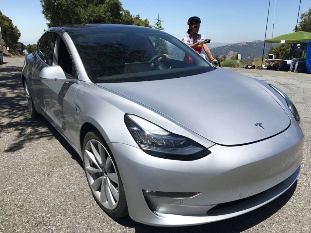 Tesla-Model-3-Spied-1