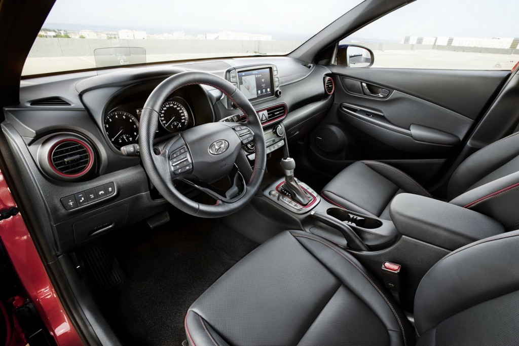 Hyundai-Kona-E_16