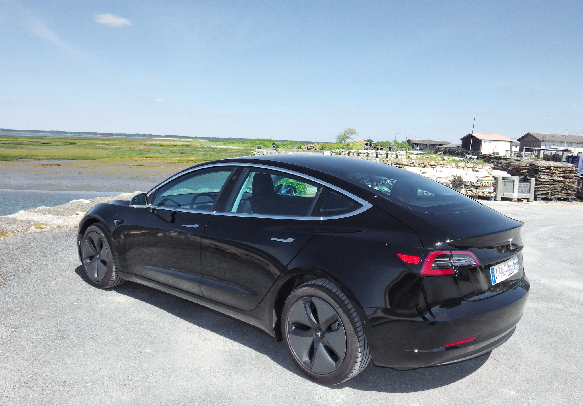 Pourquoi je ne choisirais pas une Tesla 3 même si je crois que c'est le  meilleur VÉ sur le marché