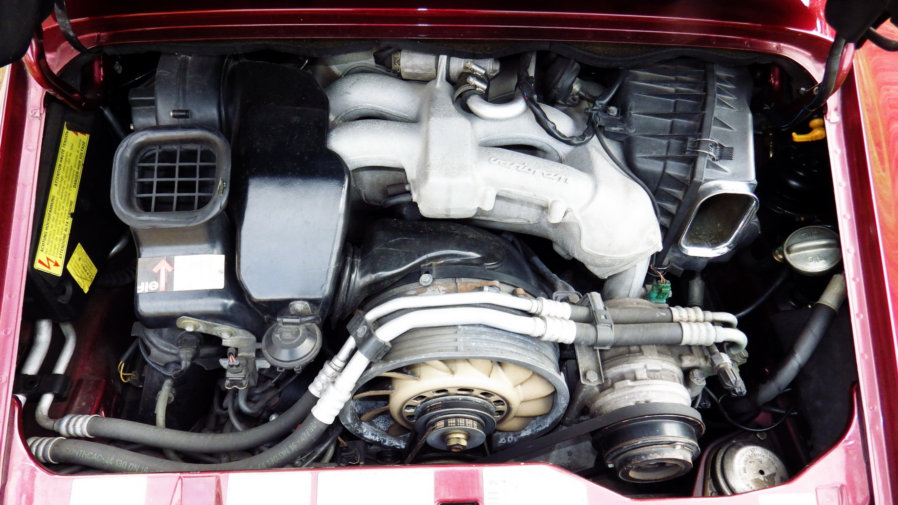 Illustration - Porsche 993 Targa Moteur