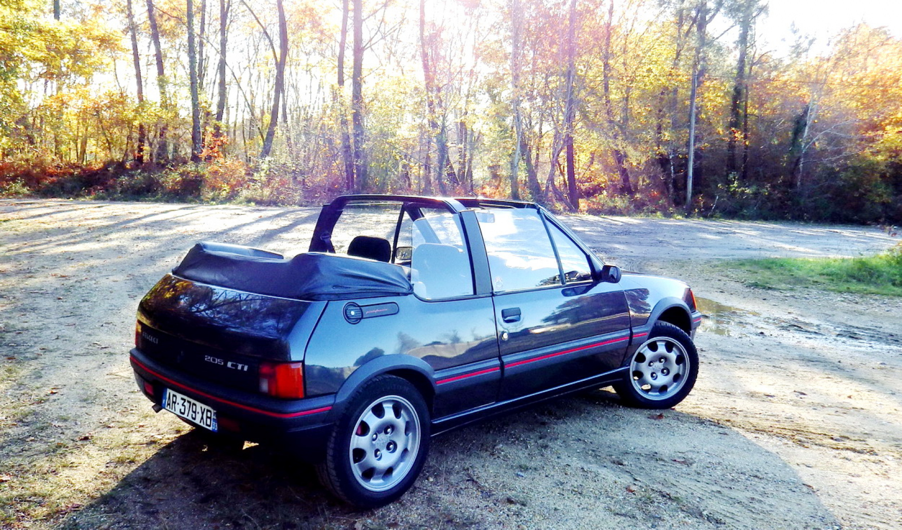 Illustration - Peugeot 205 CTI Arrière