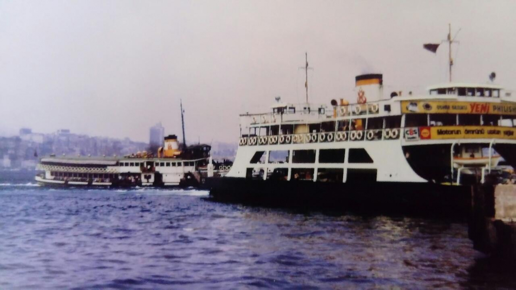 Illustration - Photo Paris-Kaboul R16