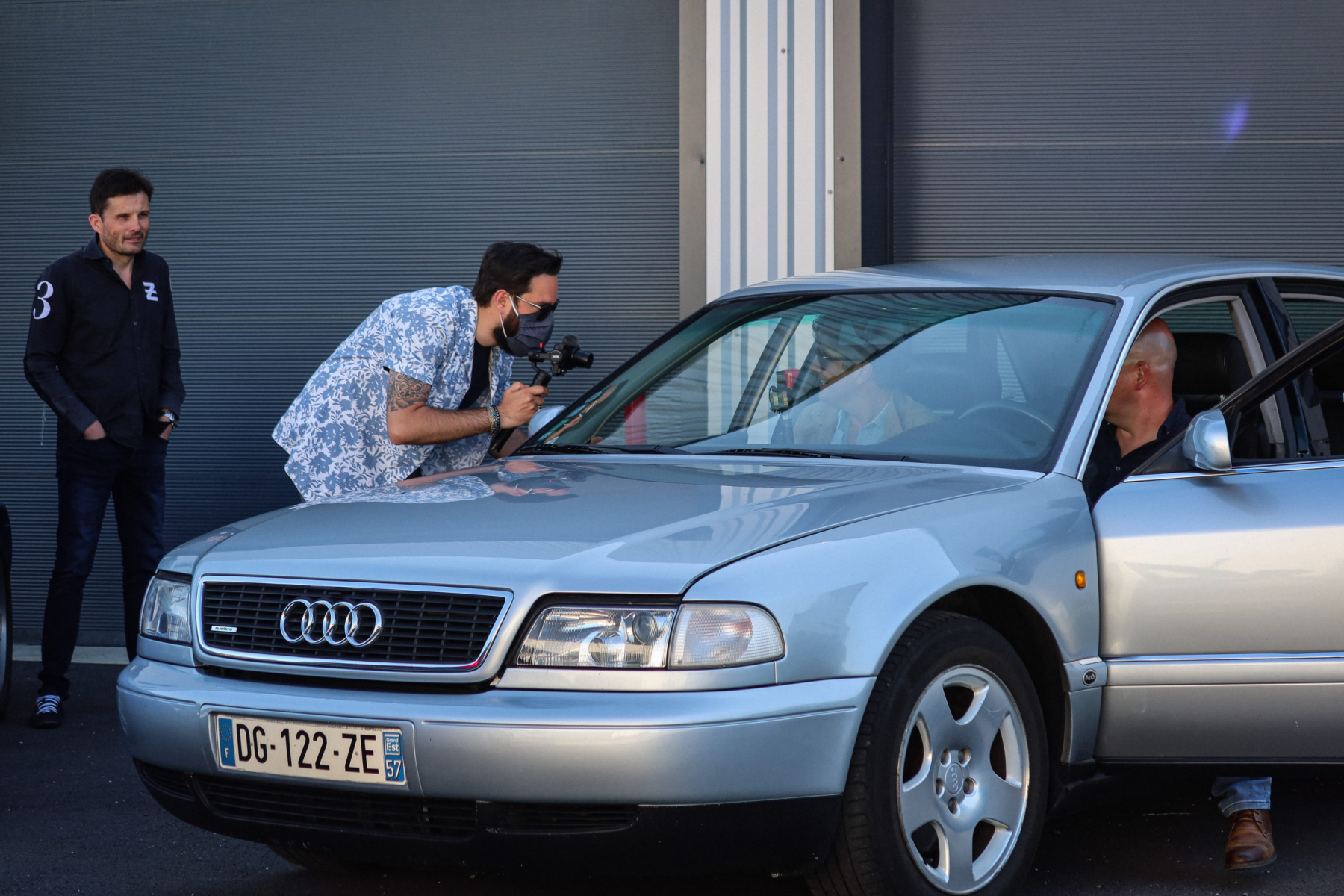 Illustration - 2 Petits Observateurs Audi