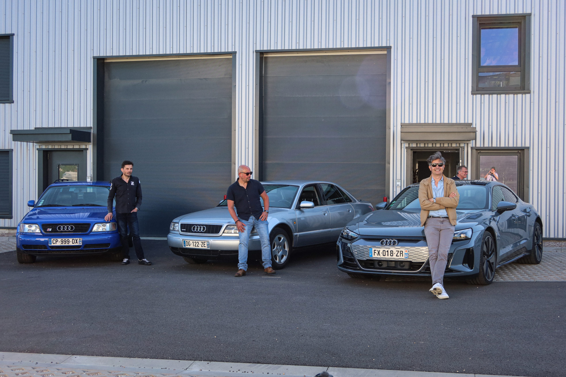 Illustration - 2 Petits Observateurs Audi