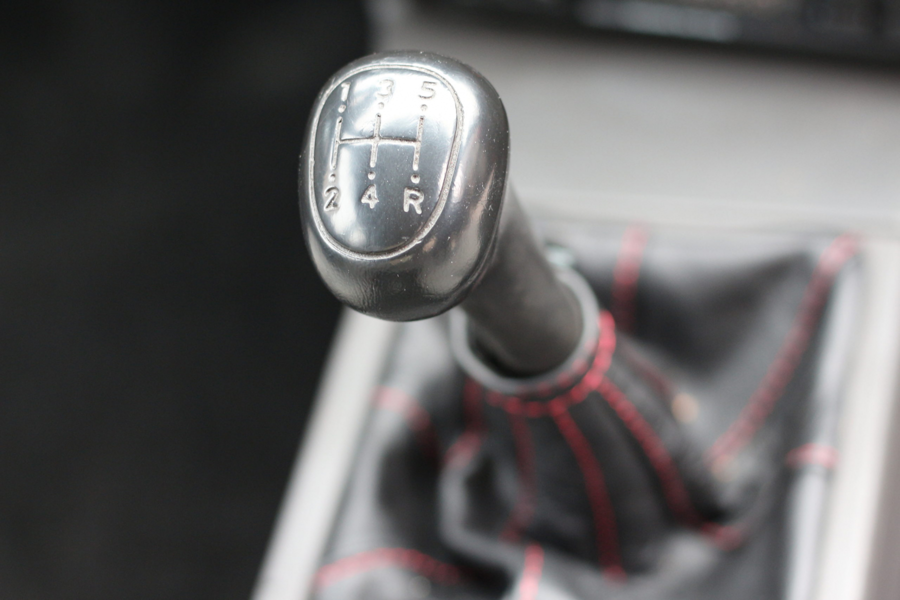 Illustration - Alfa Romeo 75 Tubro