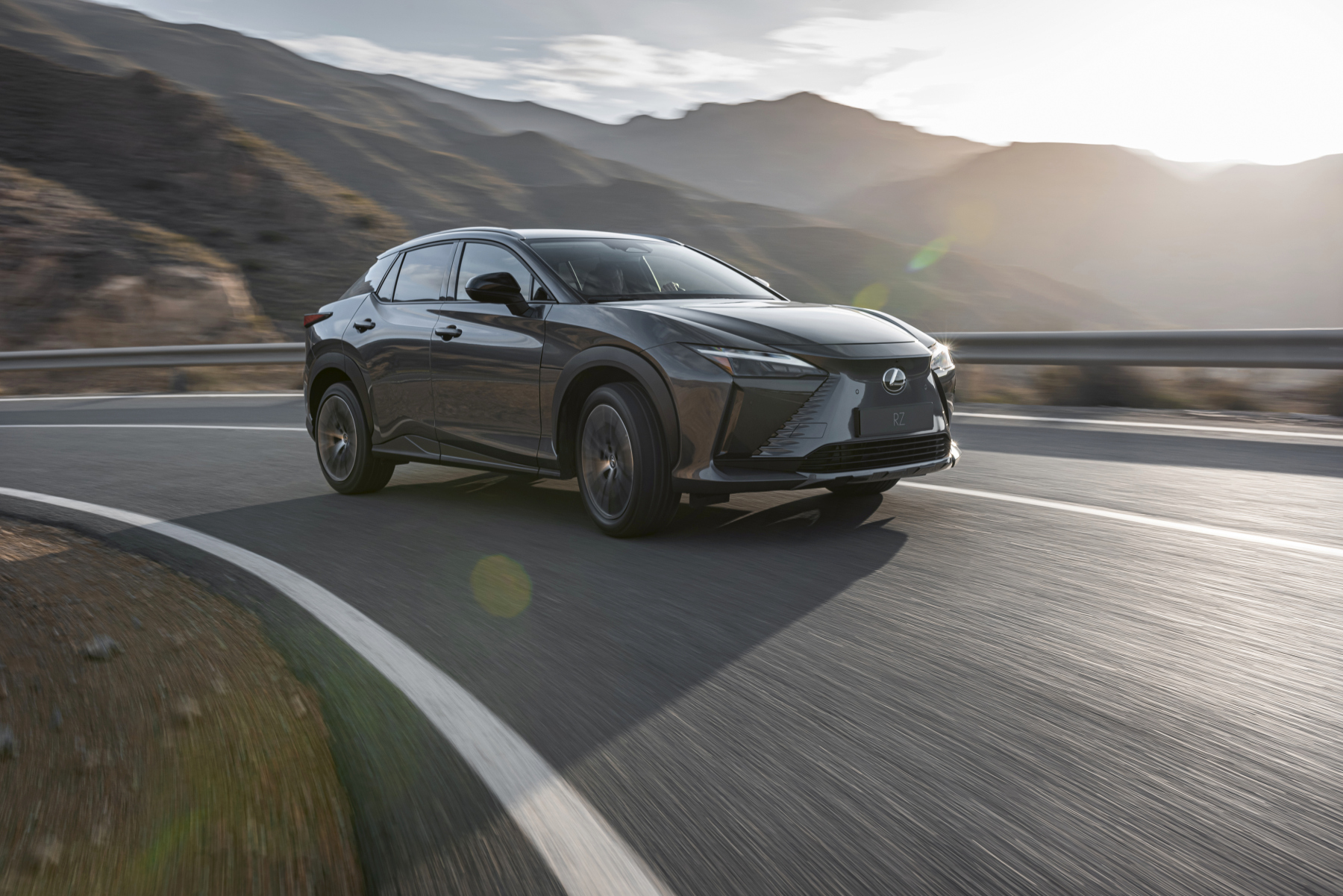 Illustration - Lexus RZ450e