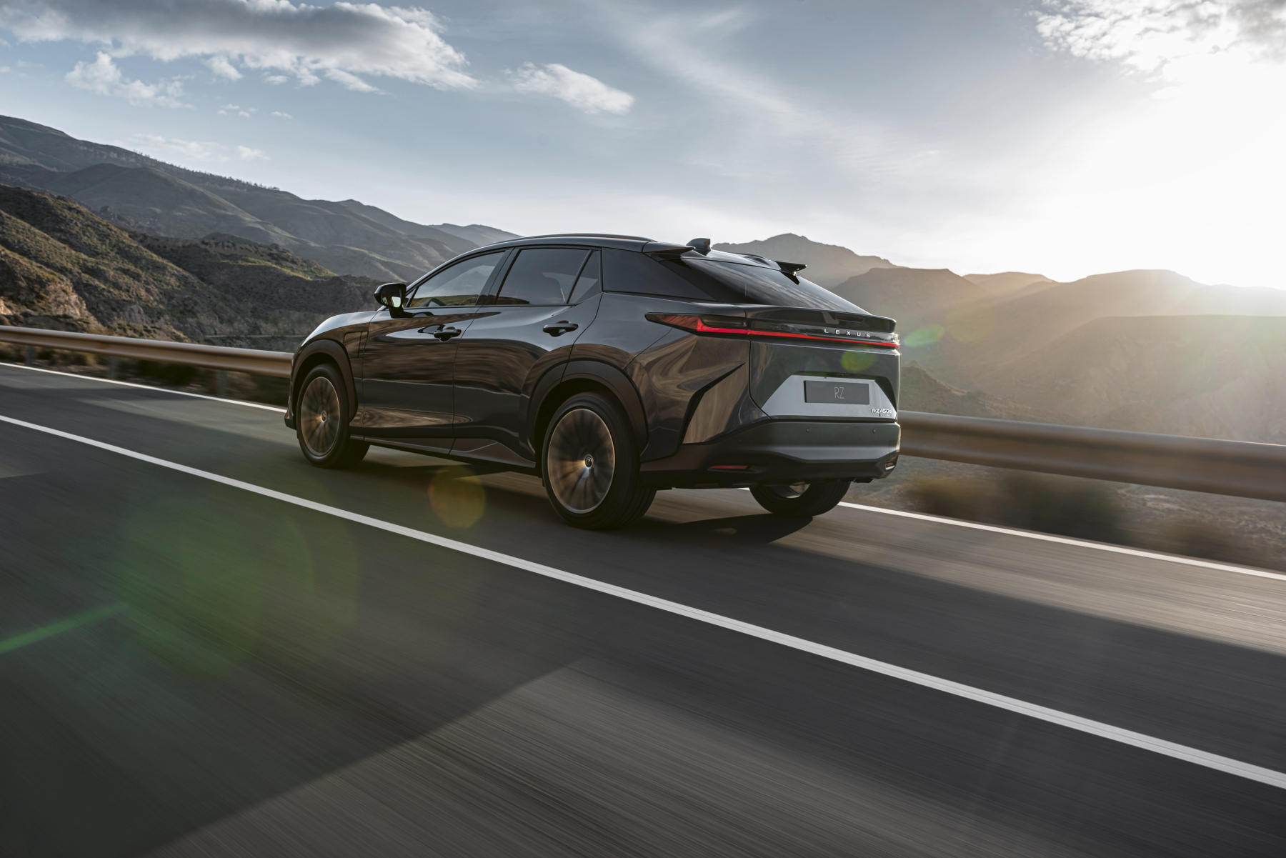 Illustration - Lexus RZ450e