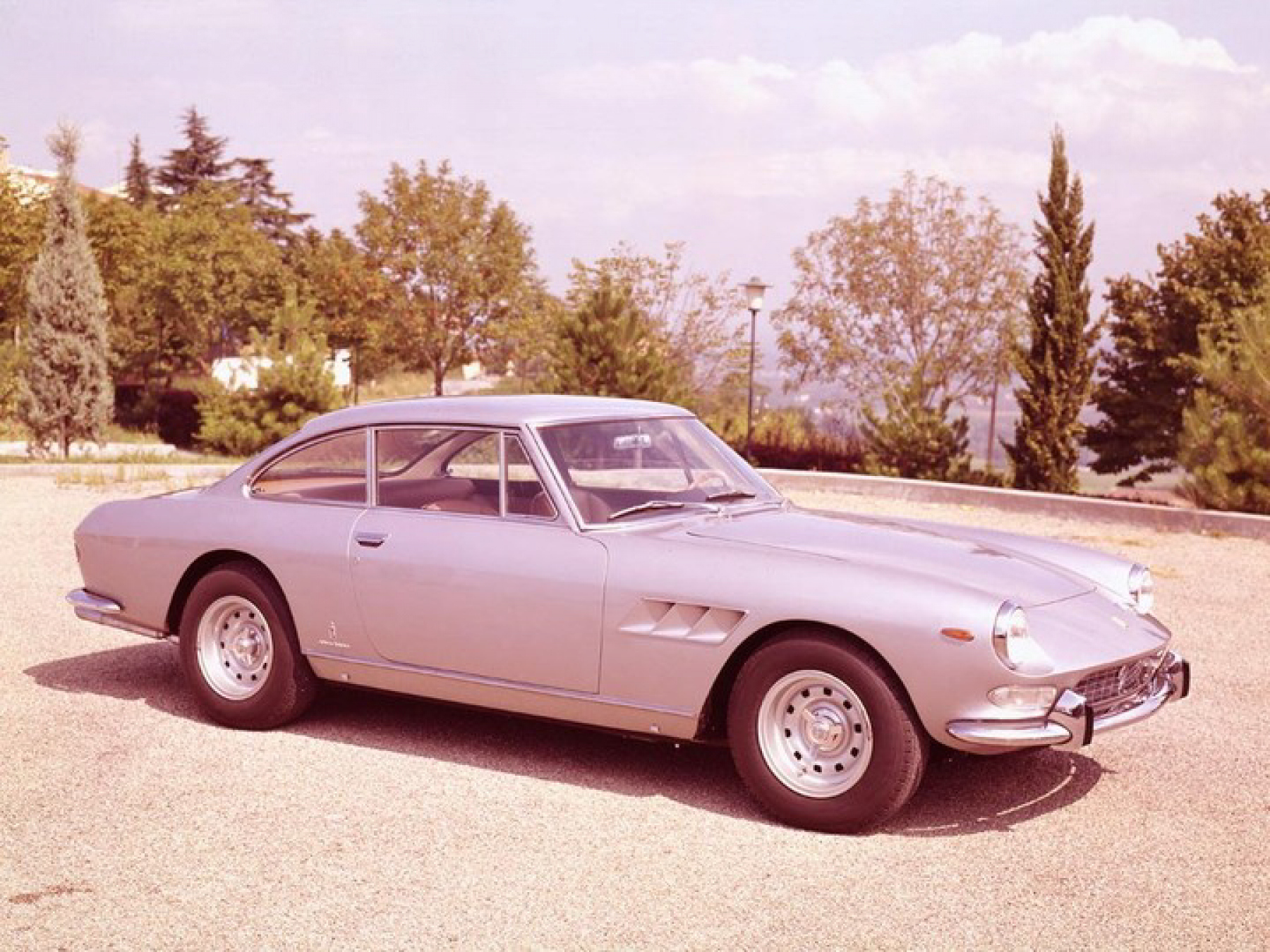 Illustration - Premières Image Ferrarri Purosangue