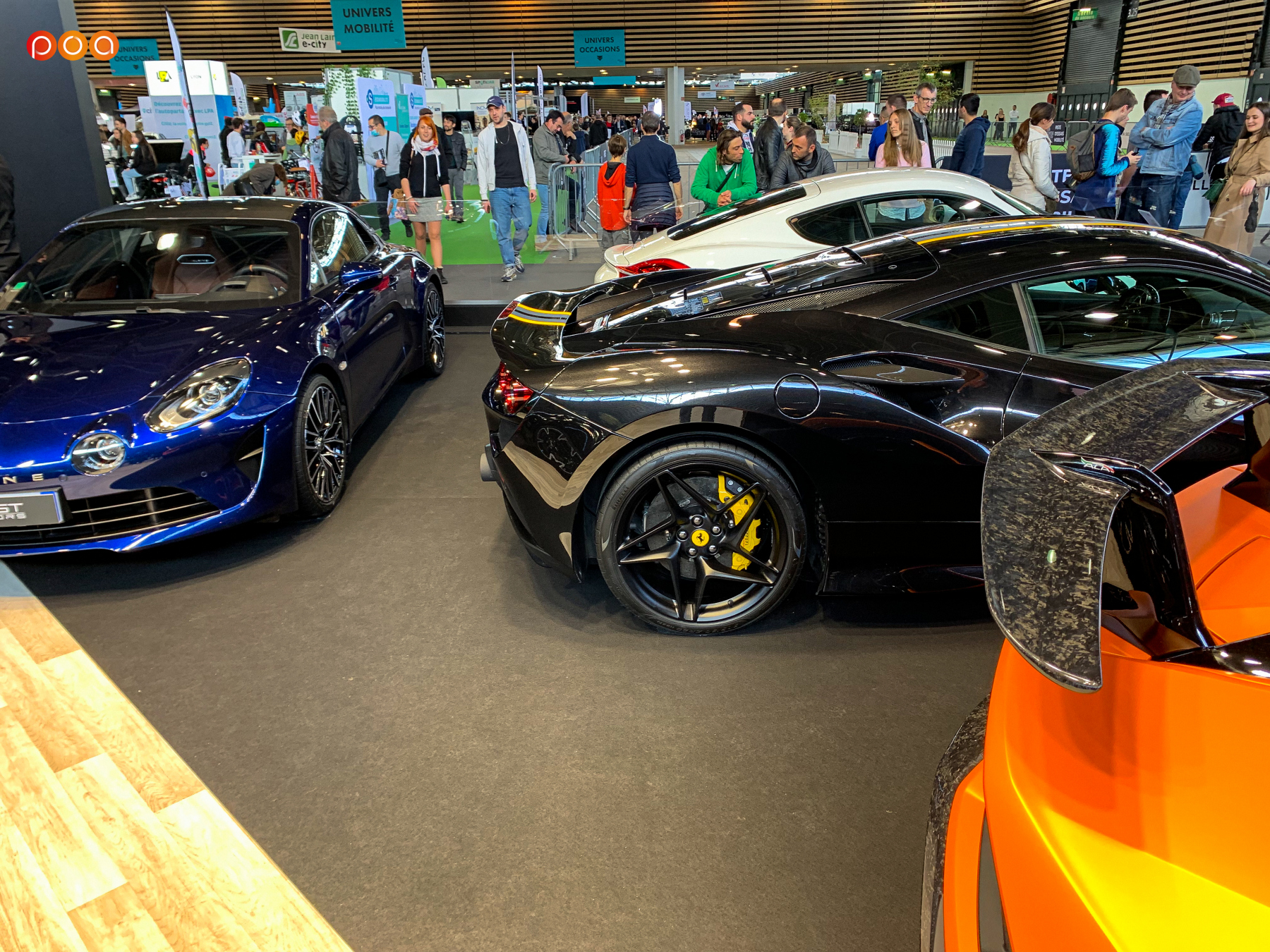 Illustration - Salon de Lyon Supercars