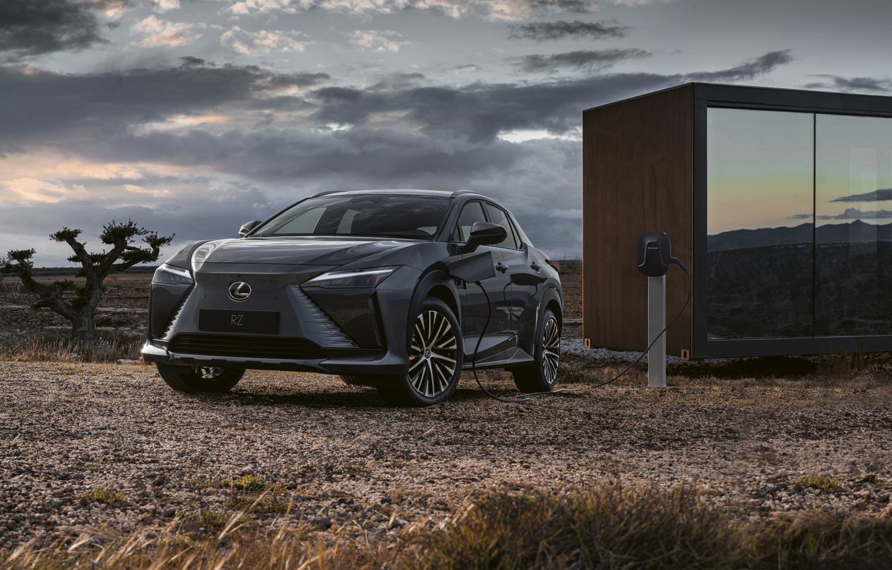 Illustration - Lexus RZ450e