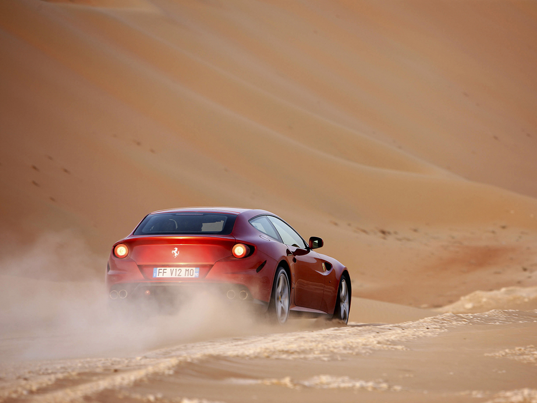 Illustration - Premières Image Ferrarri Purosangue