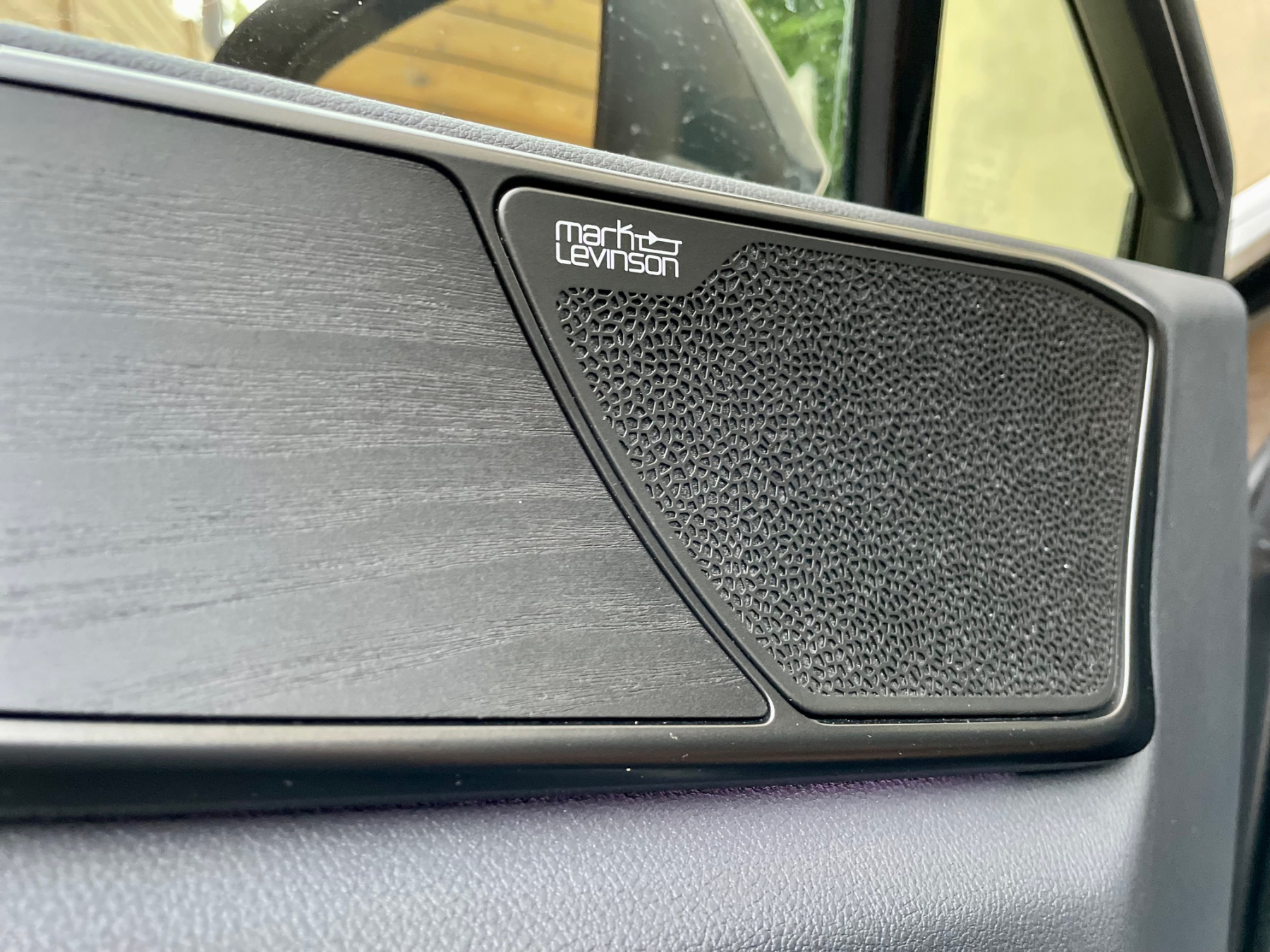 Illustration - Lexus NX350h