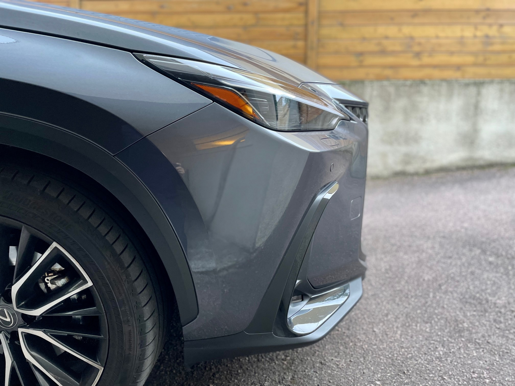 Illustration - Lexus NX350h