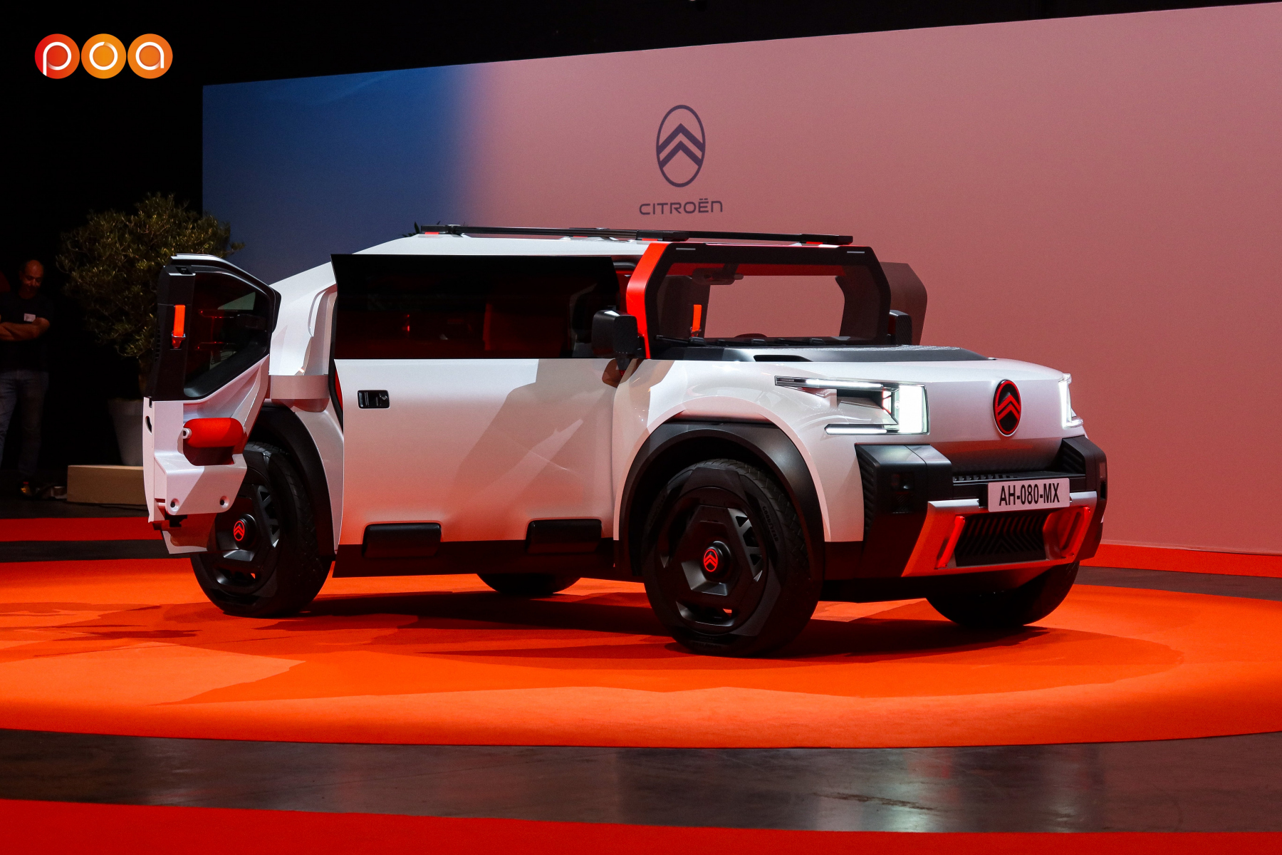 Illustration - World Premiere Citroen Oli