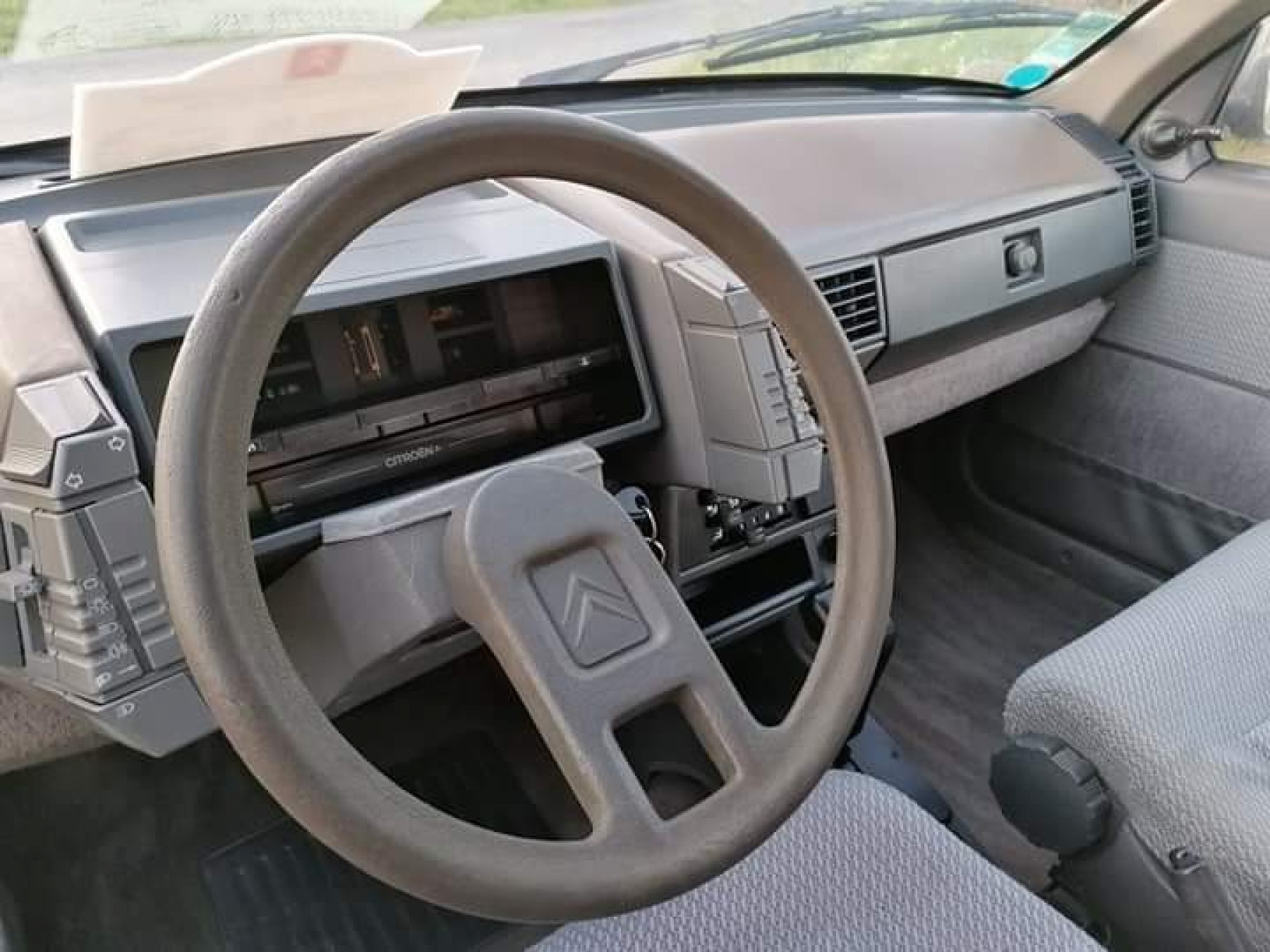 Illustration - Souvenirs d’Autos : Une BX à l’huile de friture