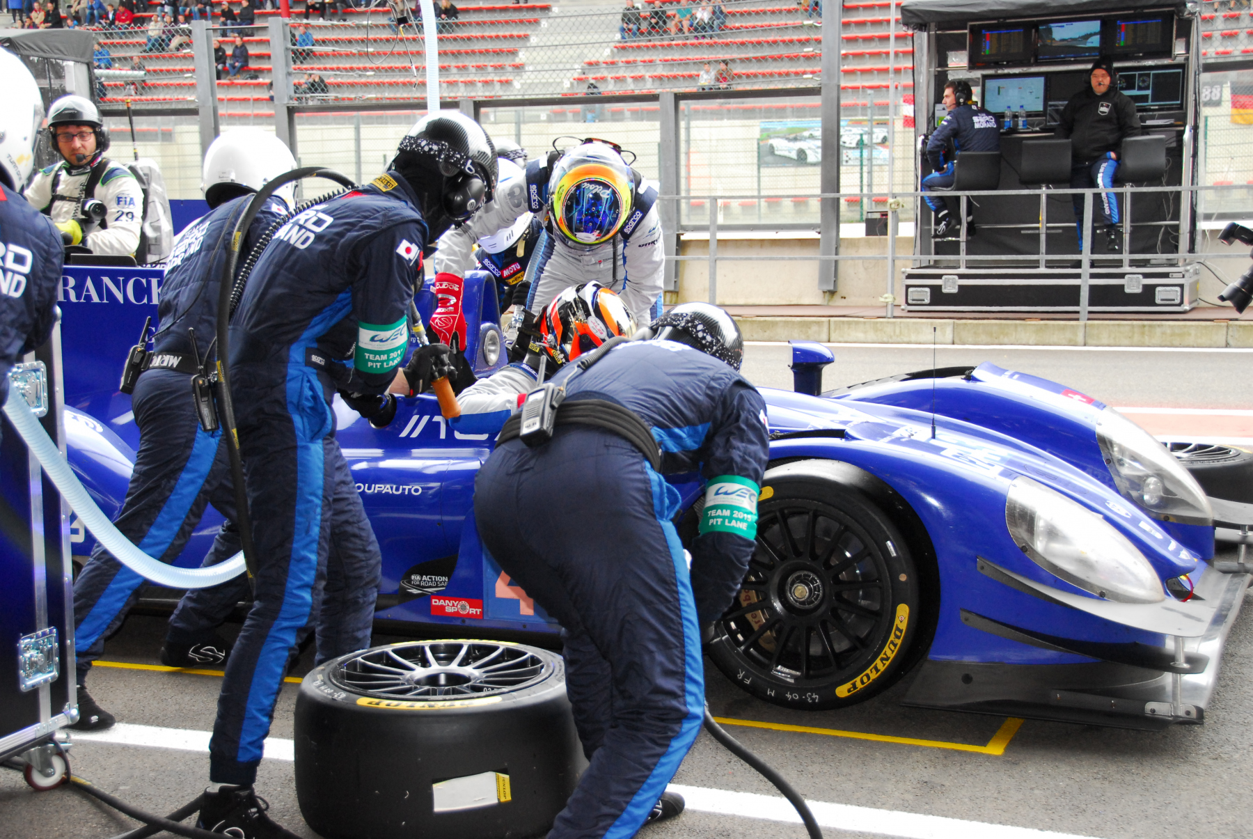 Illustration - Souvenirs d’Autos : Y a un bruit !