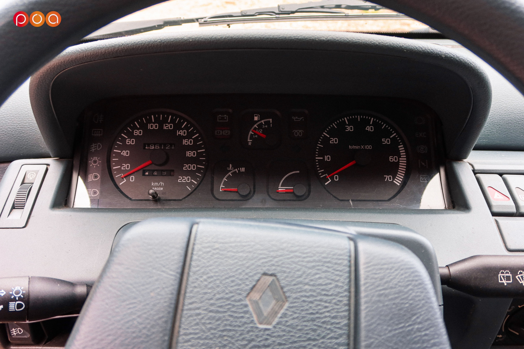 Illustration - Mercredi 18h Les Petits Observateurs Renault Clio 1