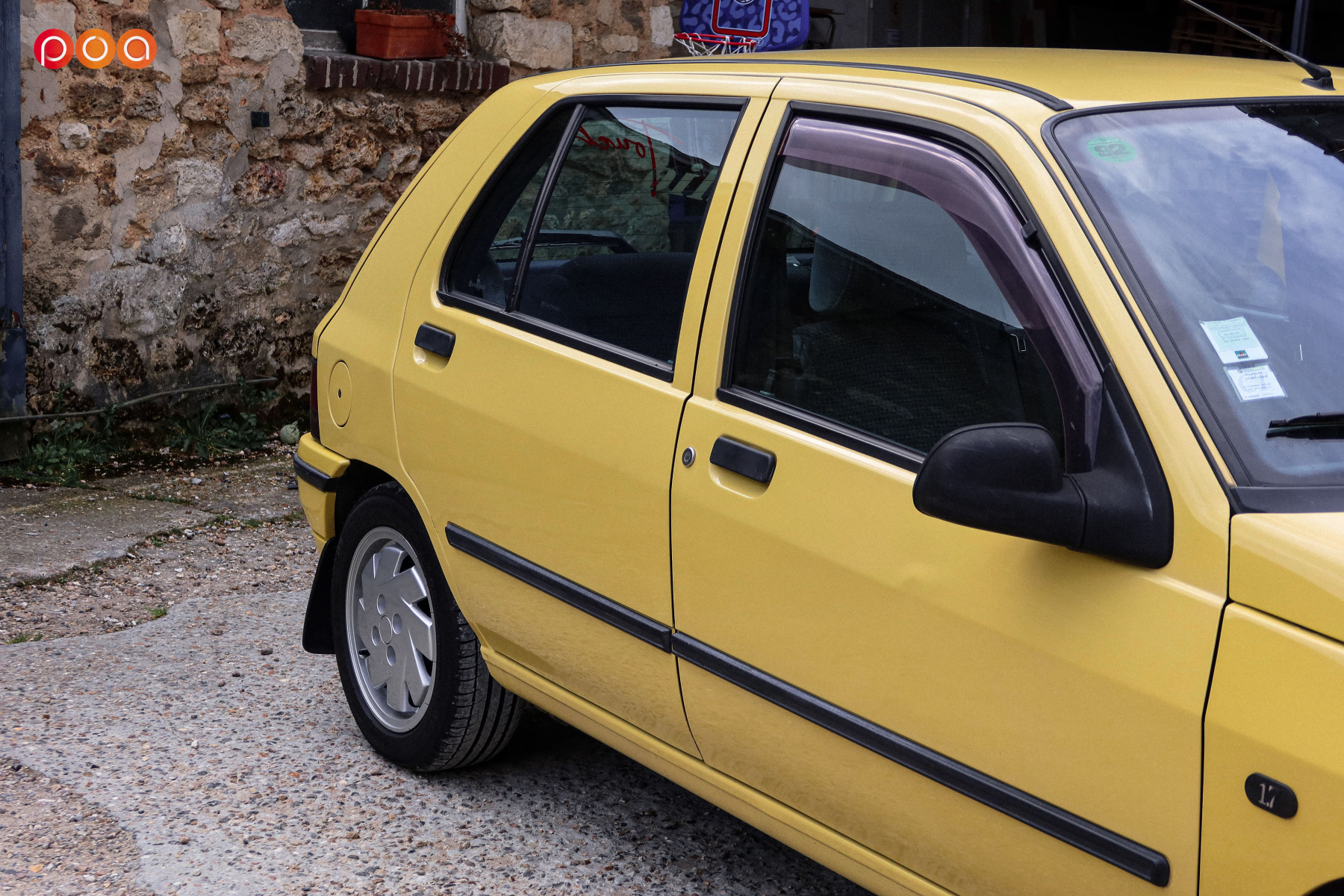 Illustration - Mercredi 18h Les Petits Observateurs Renault Clio 1