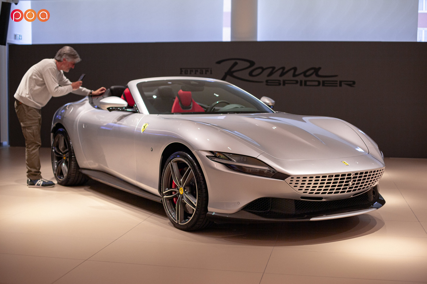 Illustration - Première Images Ferrari Roma Spider