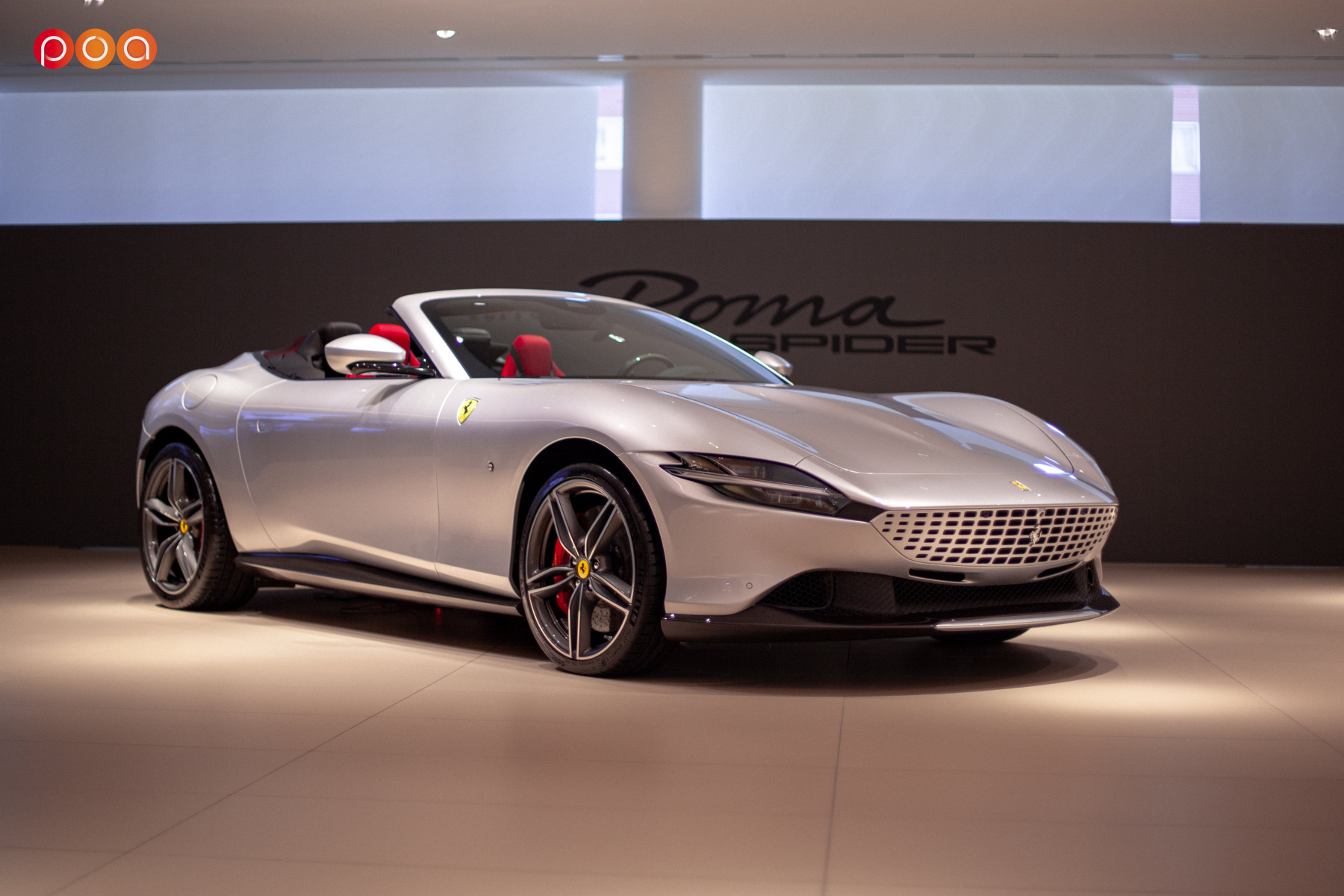 Illustration - Première Images Ferrari Roma Spider