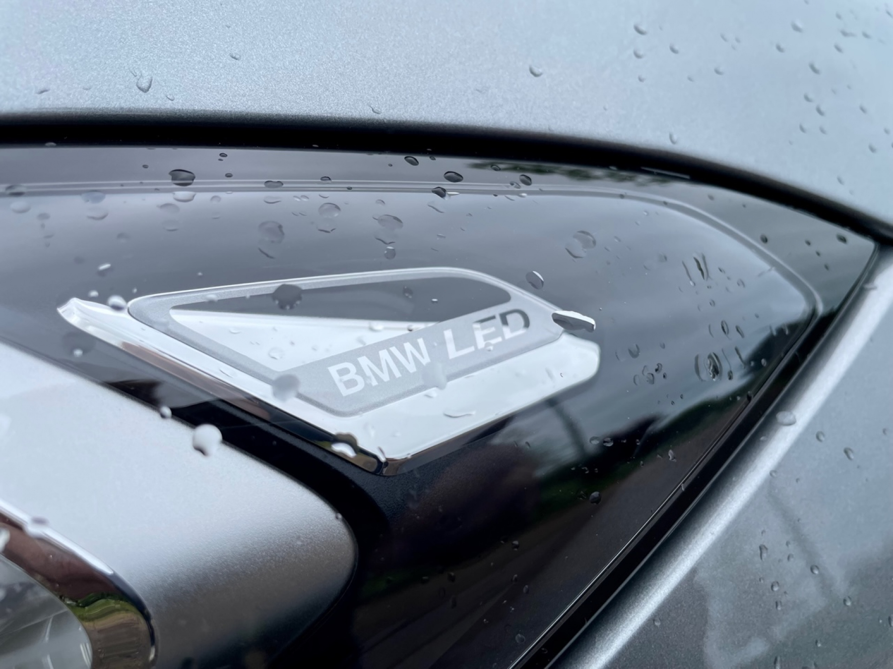 Illustration - BMW 320e Touring