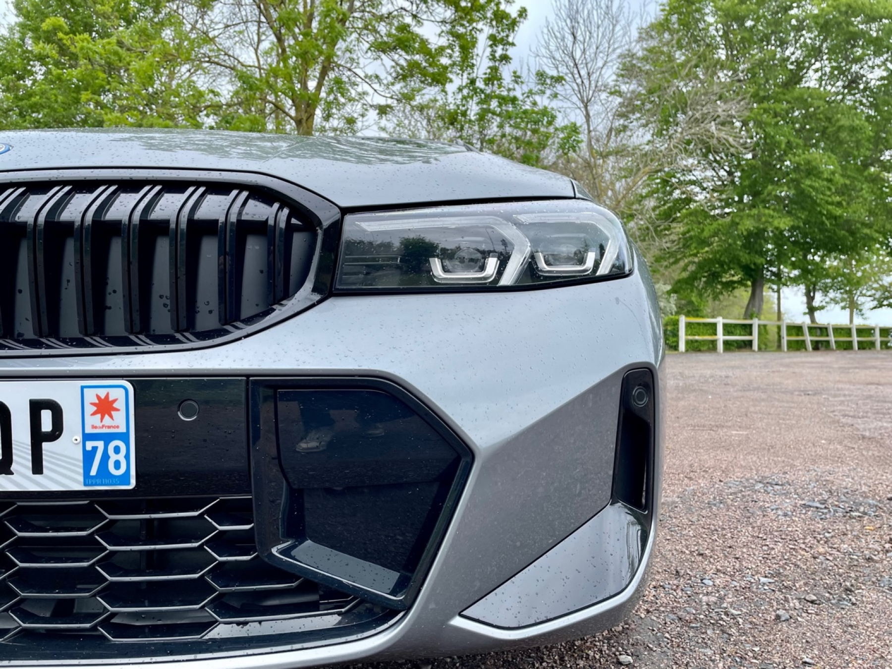 Illustration - BMW 320e Touring