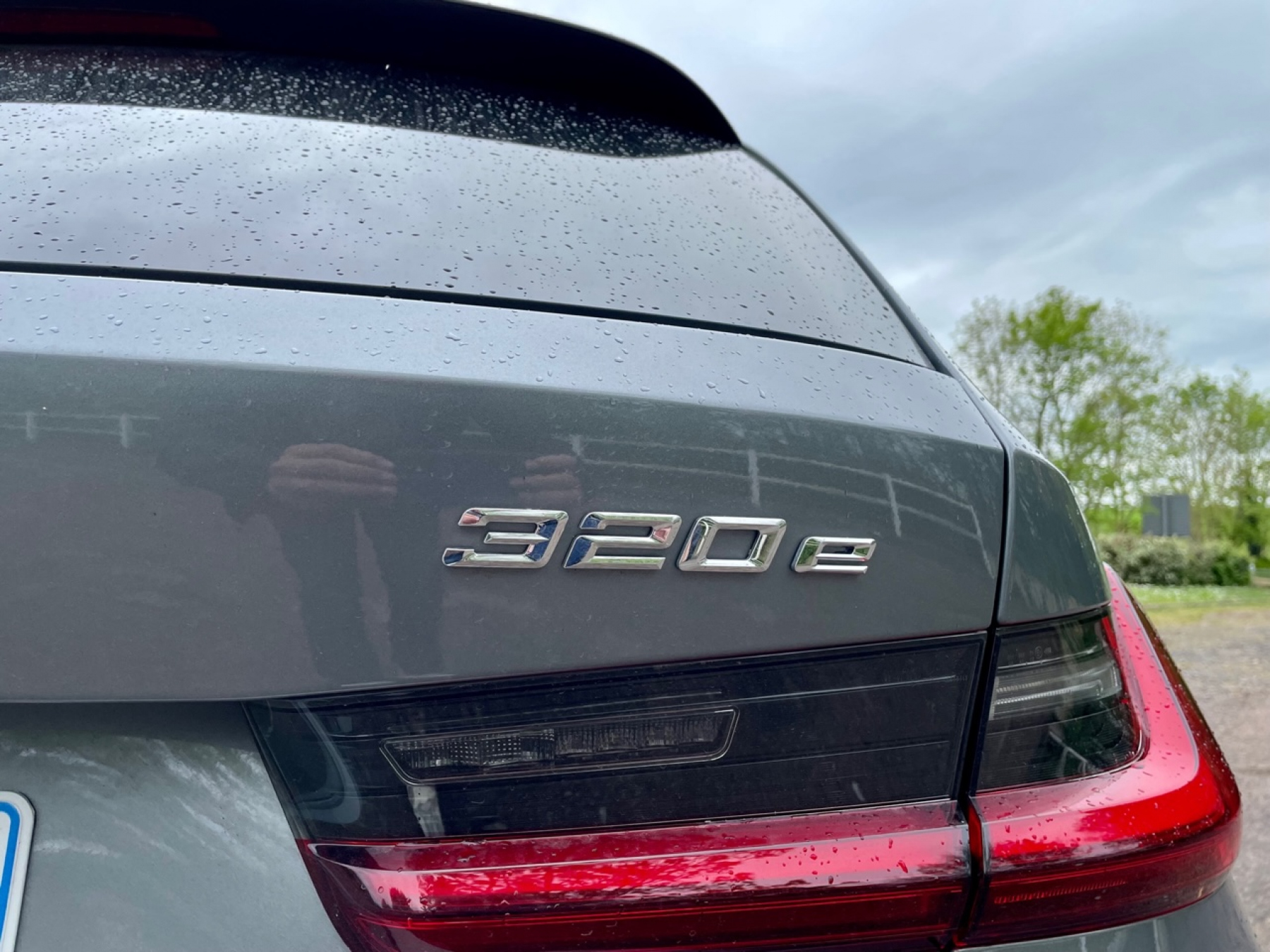 Illustration - BMW 320e Touring