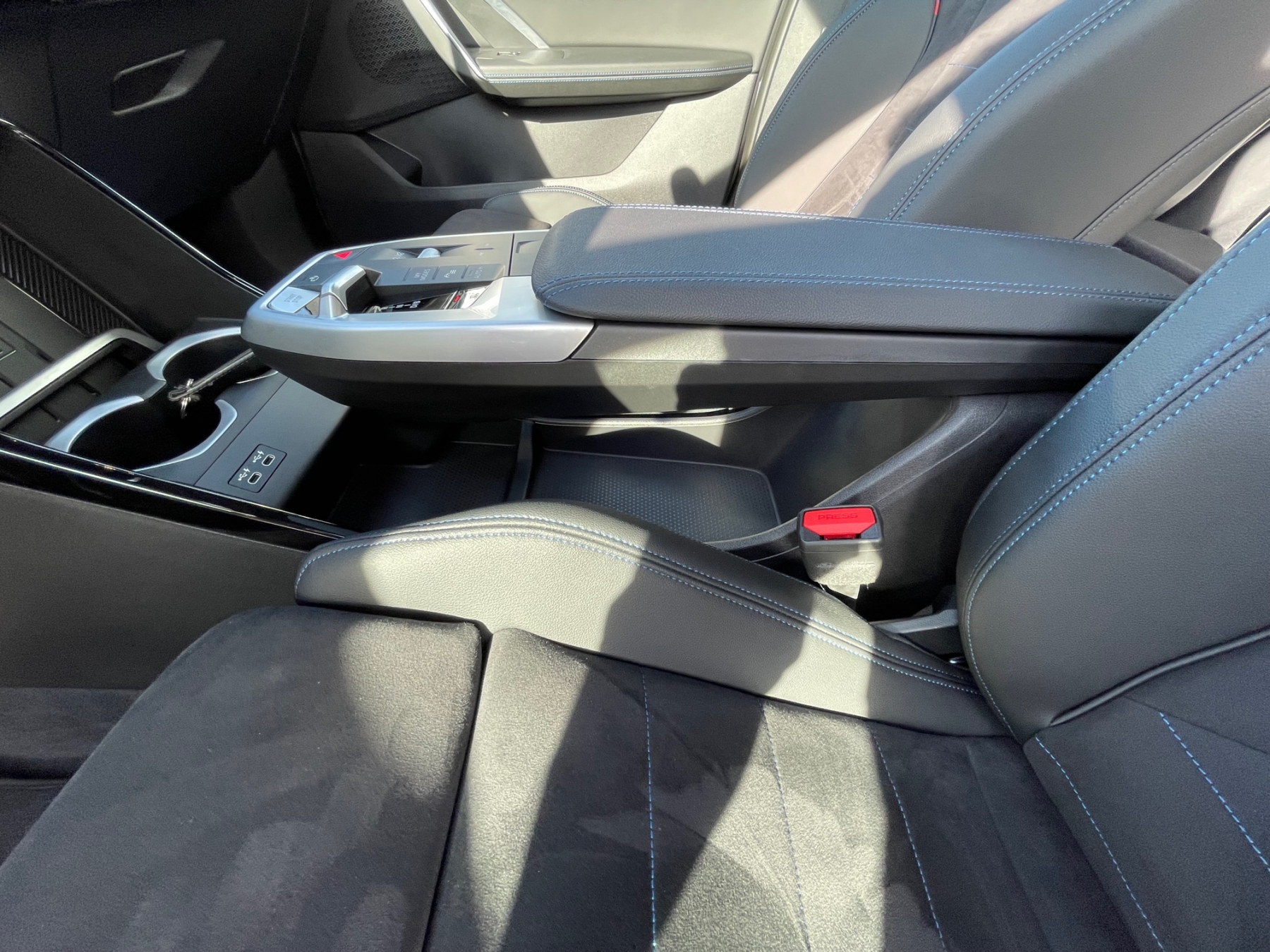 Illustration - BMW iX1 xDrive30