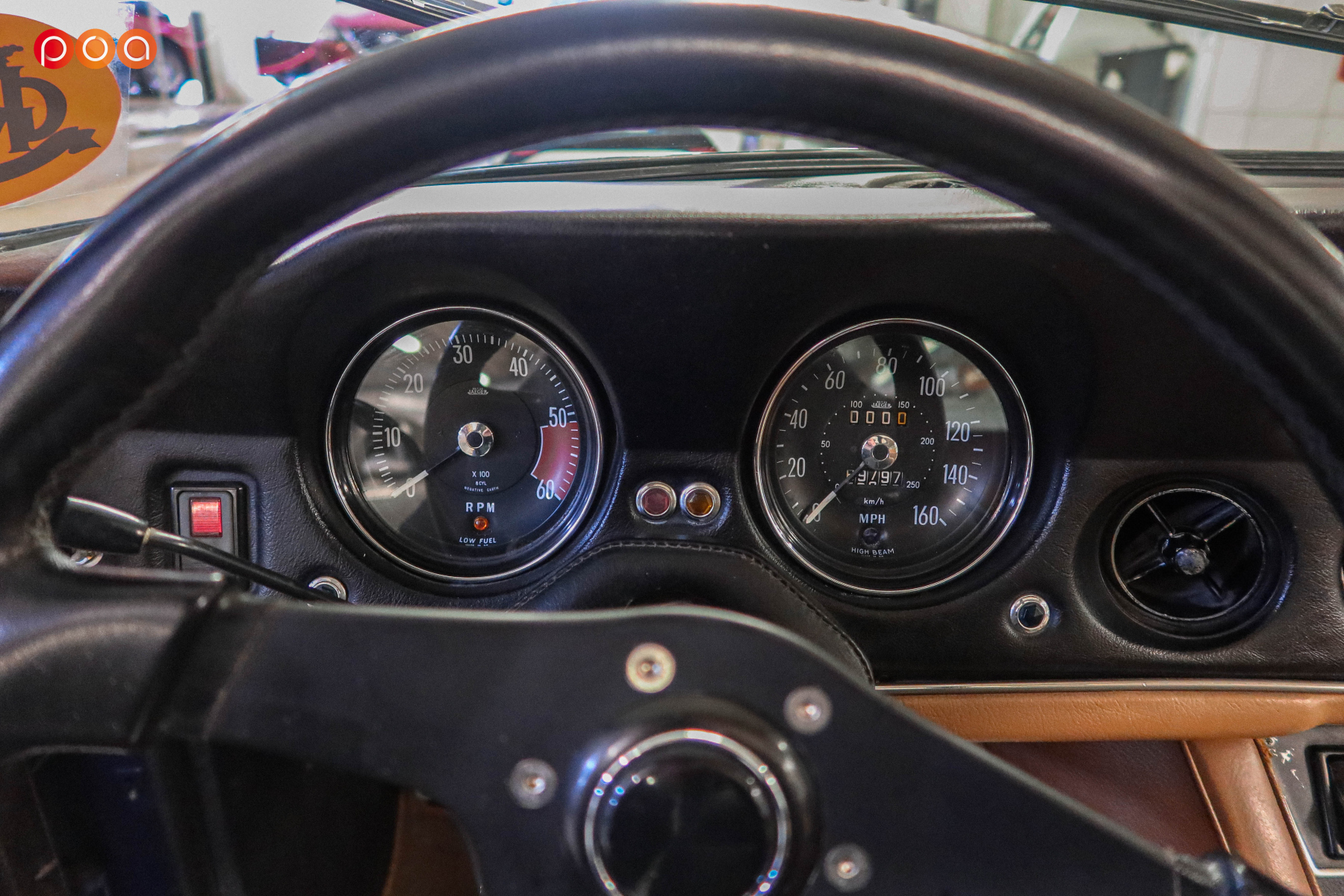 Illustration - Mercredi 18h Les Petits Observateurs Jensen Interceptor