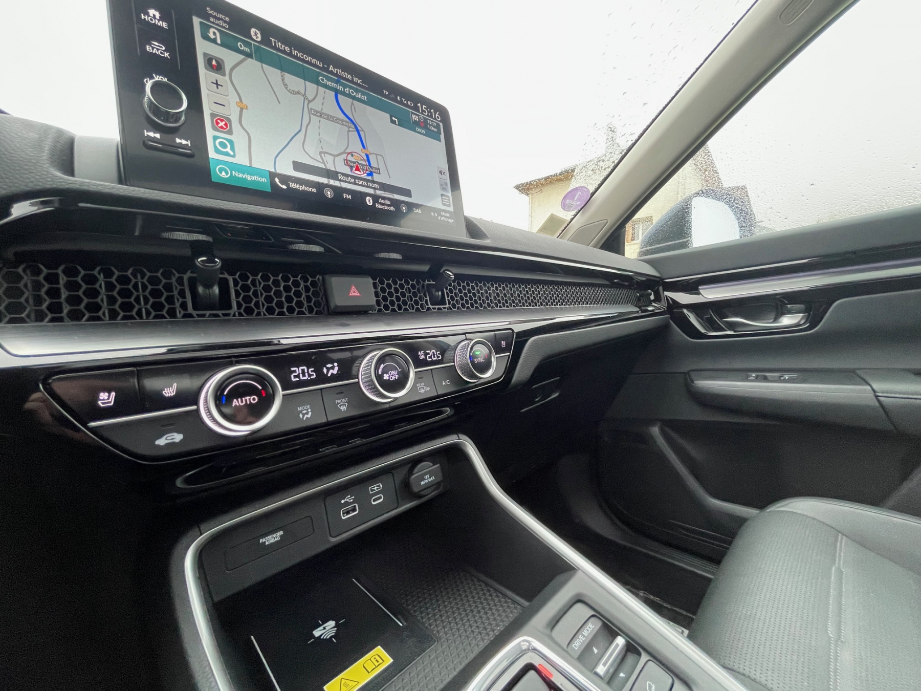 Illustration - Honda CR-V e:HEV 2024