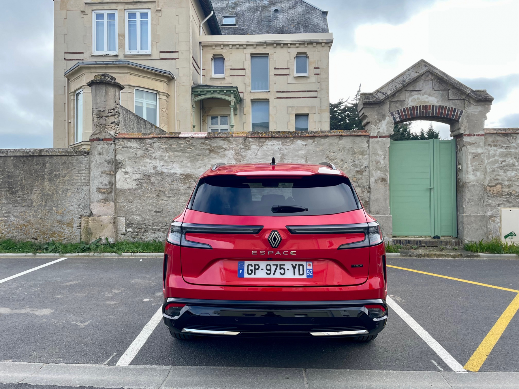 Illustration - Renault Espace E-Tech