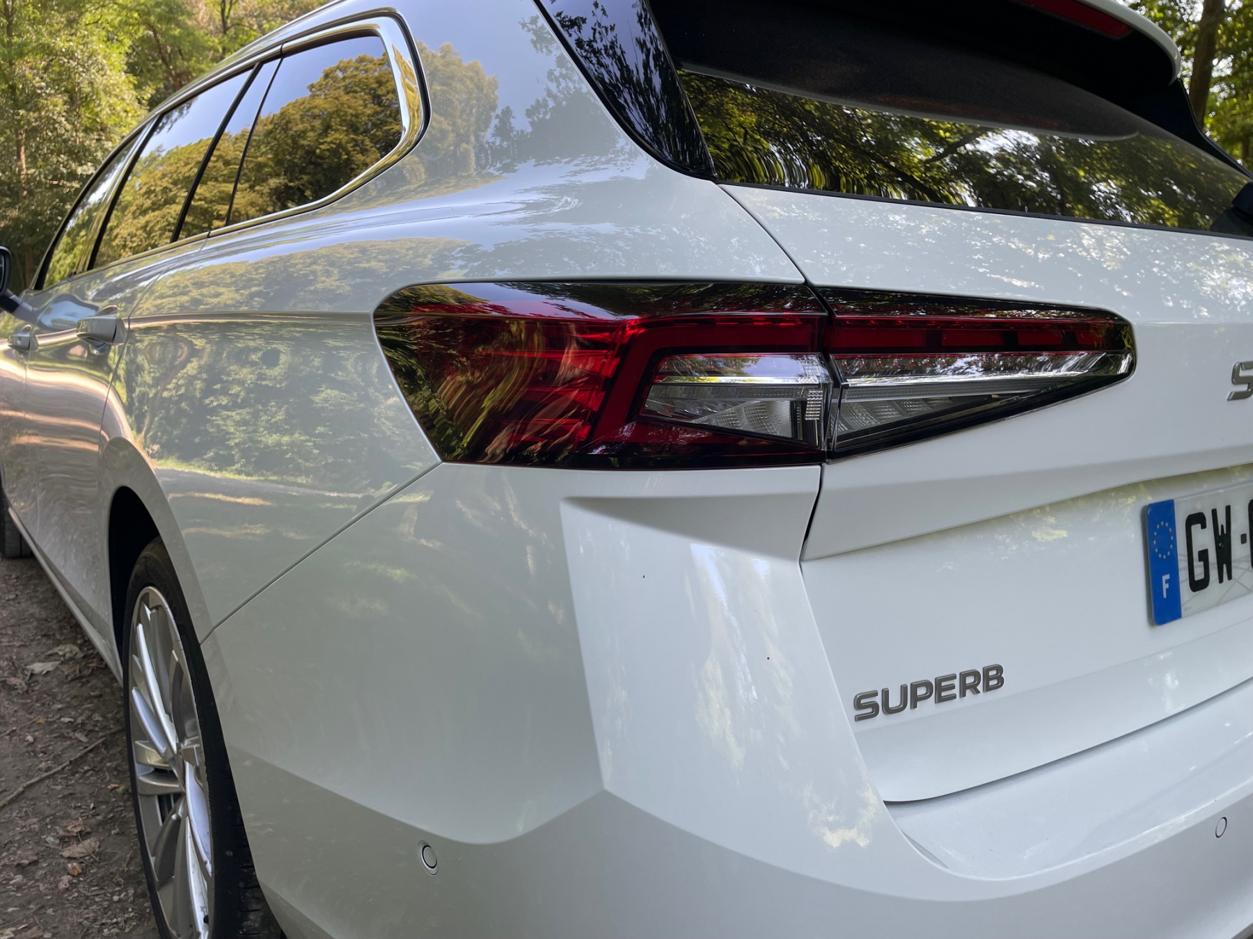 Illustration - Skoda Superb Combi 2024
