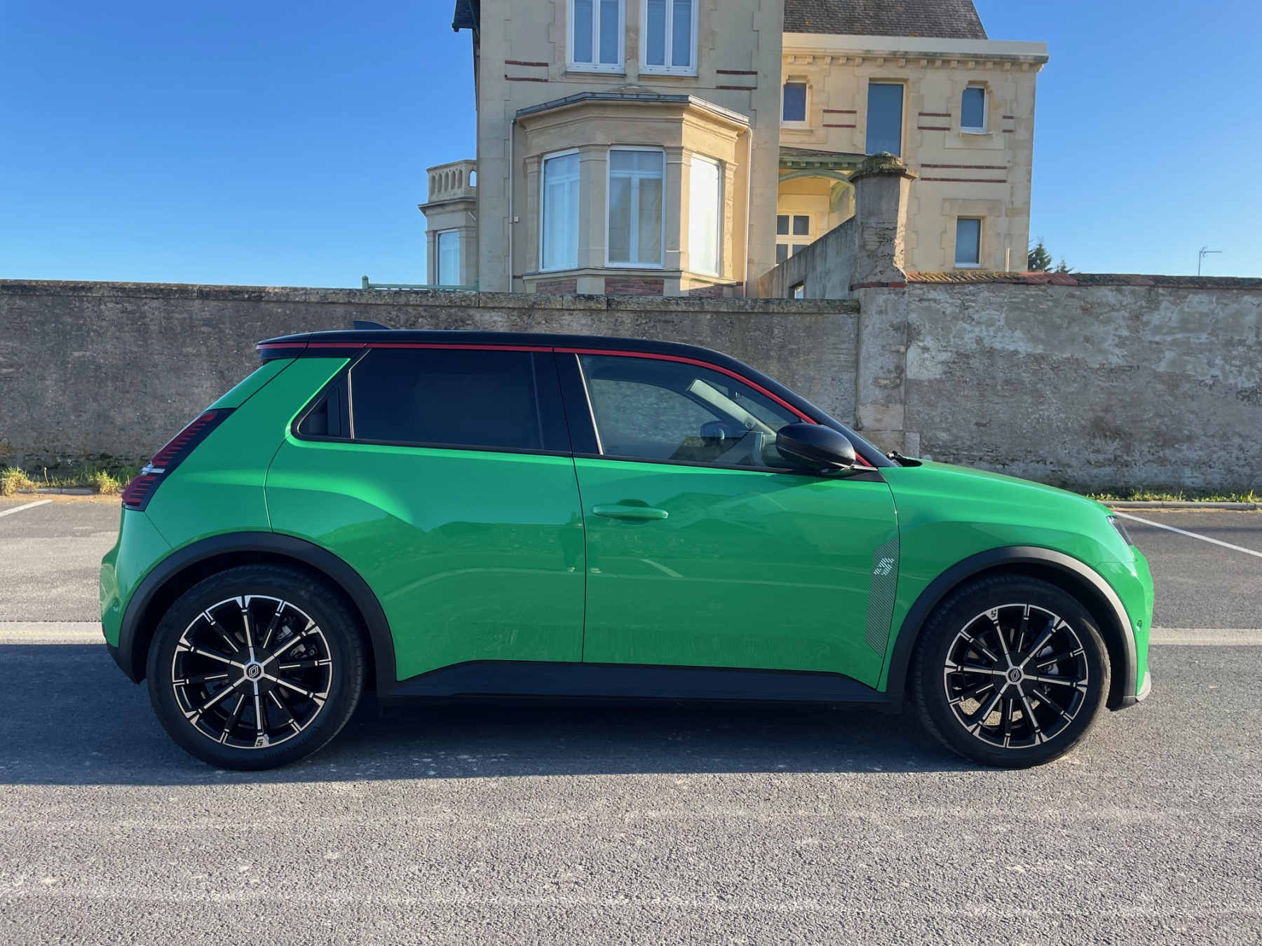 Illustration - Renault 5 E-Tech