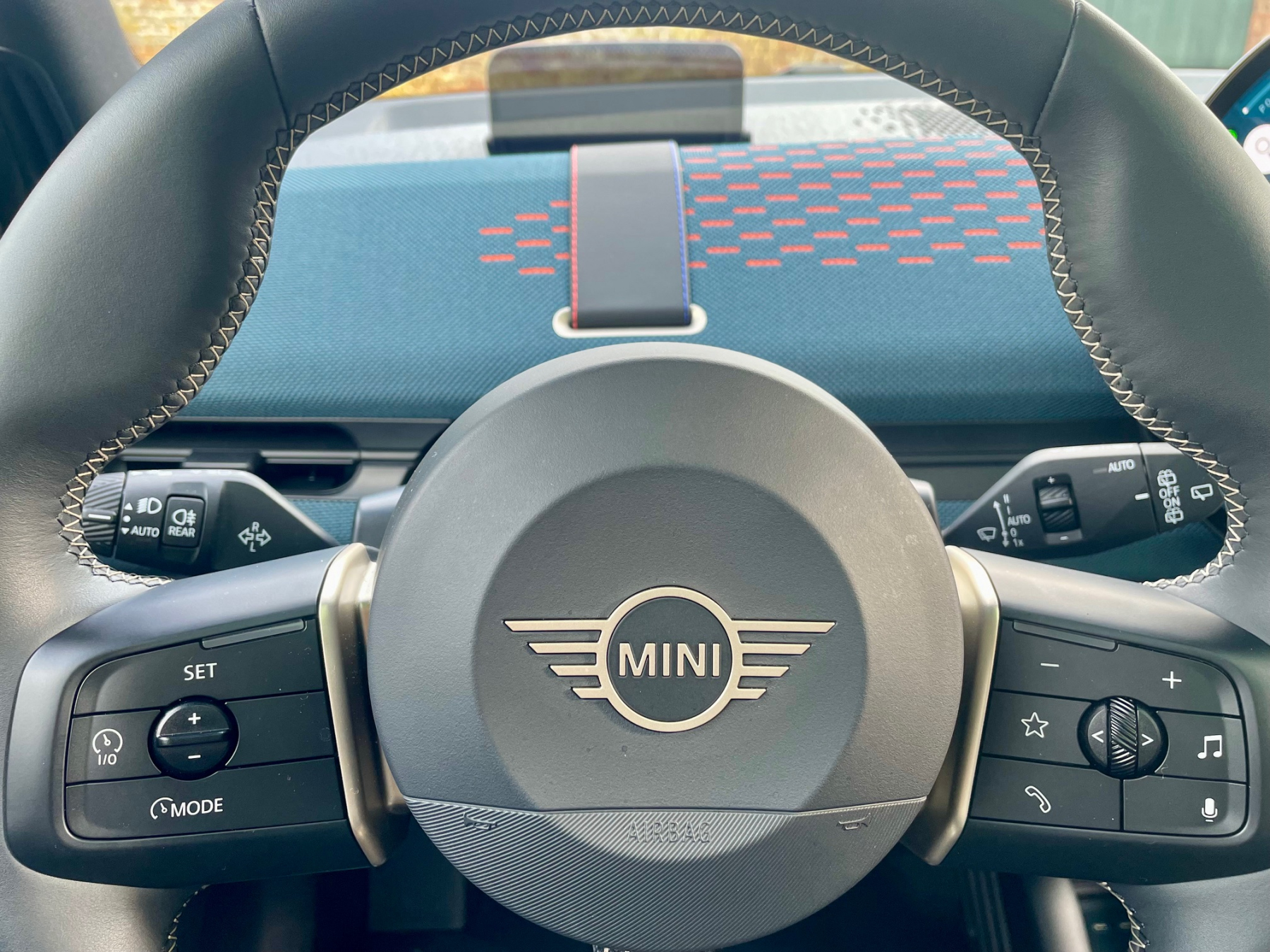 Illustration - Essai Mini Aceman SE Favoured - intérieur