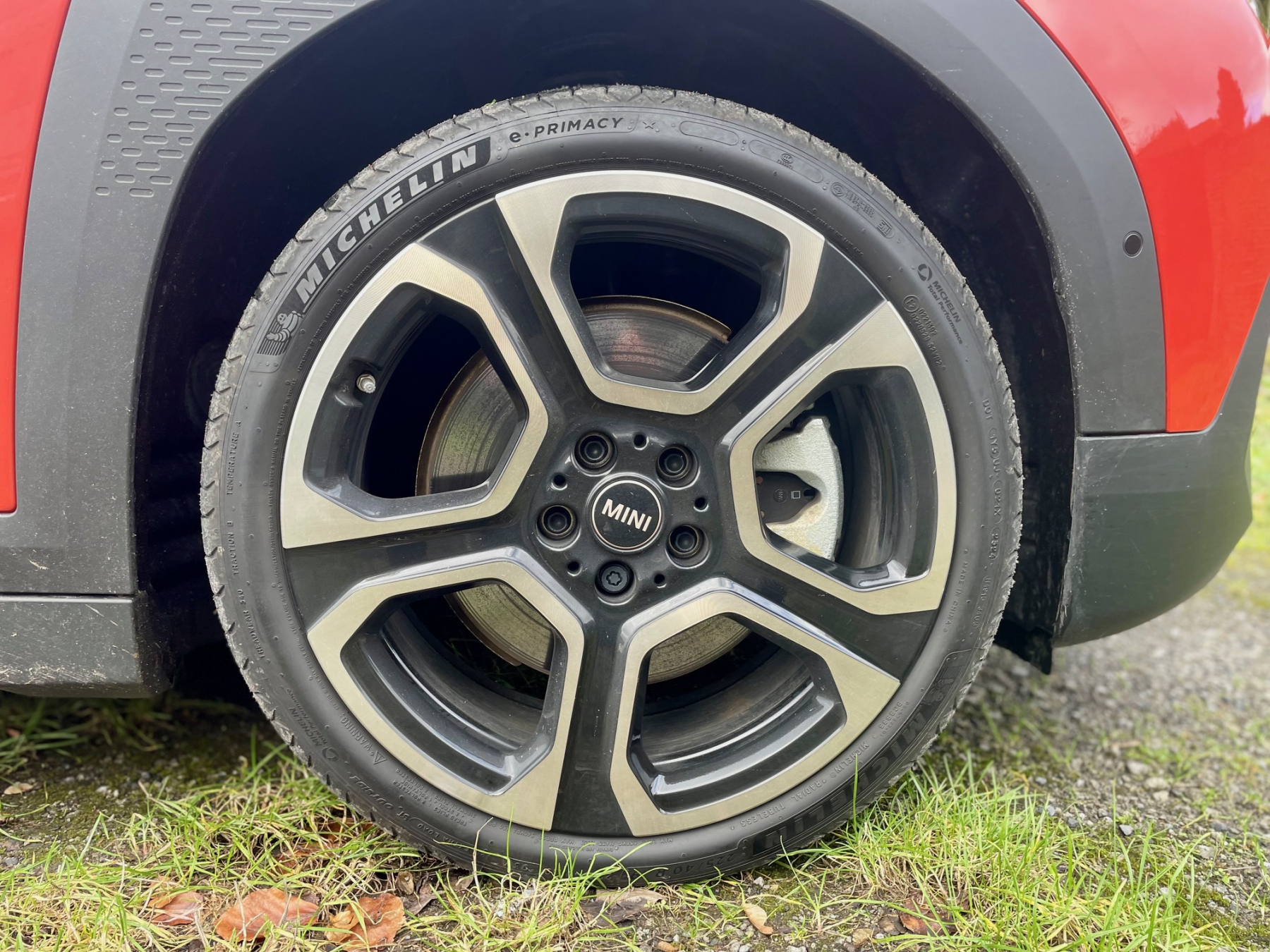 Illustration - Essai Mini Aceman SE Favoured - Extérieur