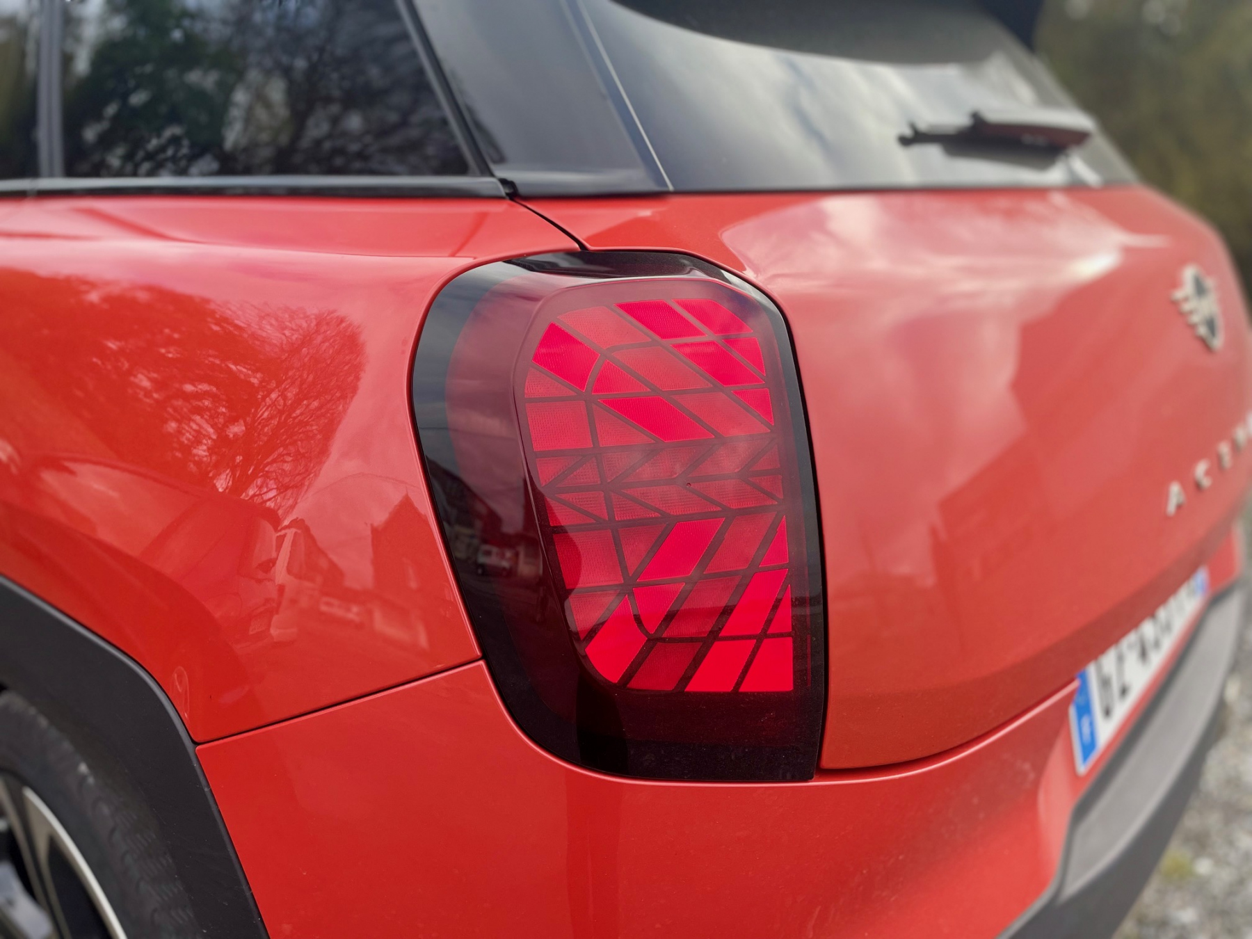 Illustration - Essai Mini Aceman SE Favoured - Extérieur