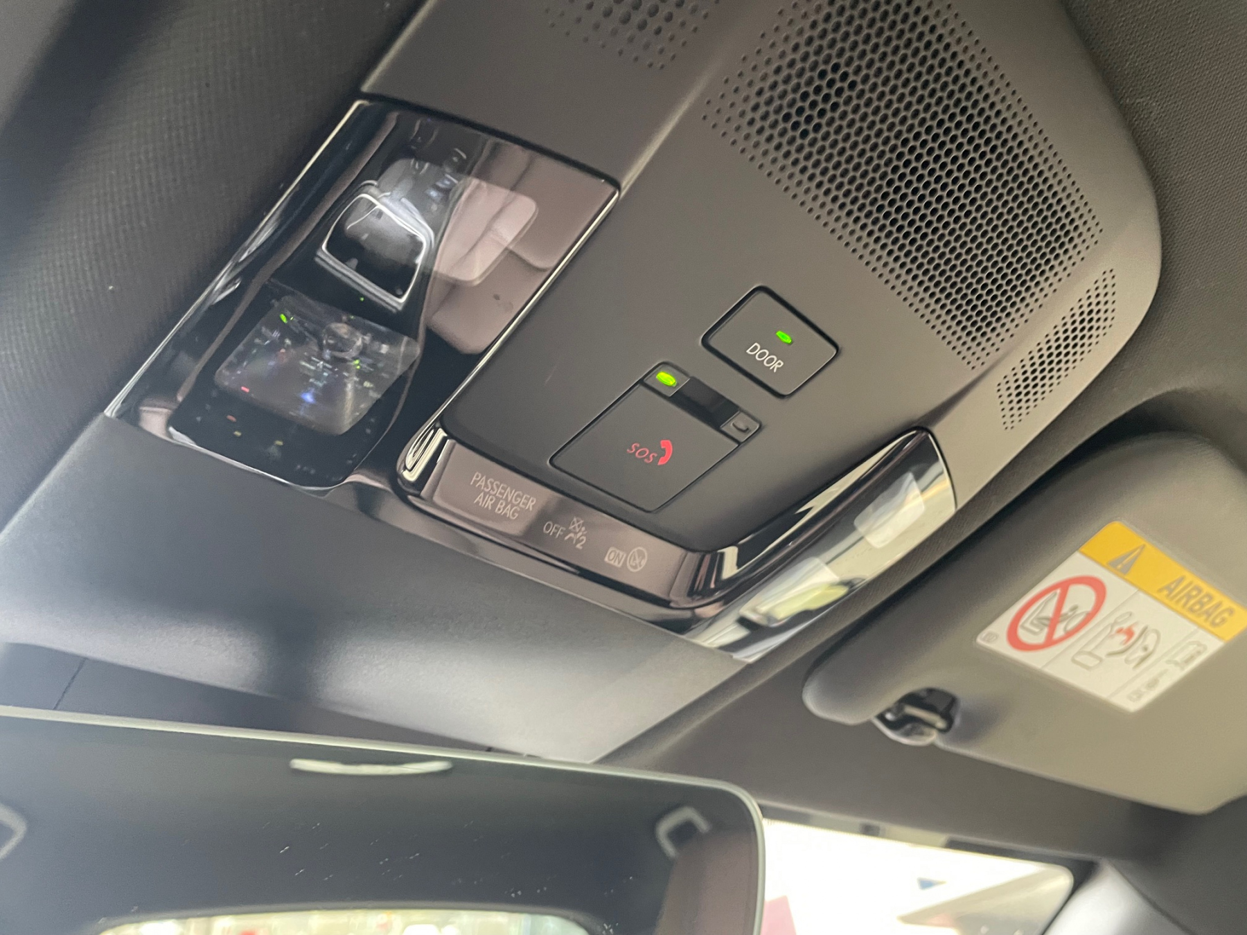 Illustration - Essai Lexus LBX Elegant - intérieur