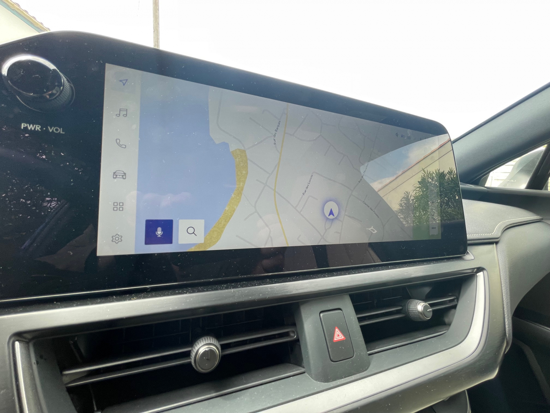 Illustration - Lexus UX300h 2025 F Sport Executive