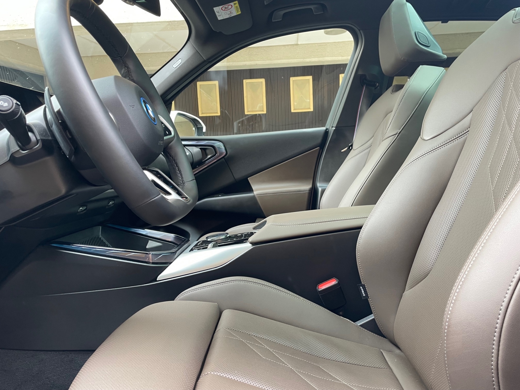 Illustration - Essai nouveau BMW X3 30e xDrive 2025