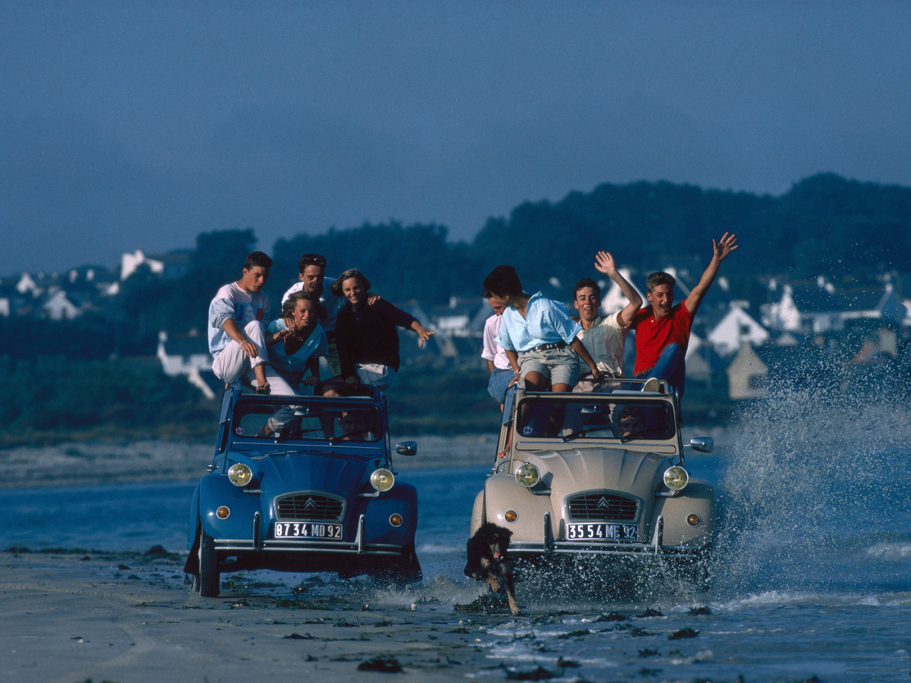 La 2 CV a 70 ans 2 3 d o vient sa l gende POA