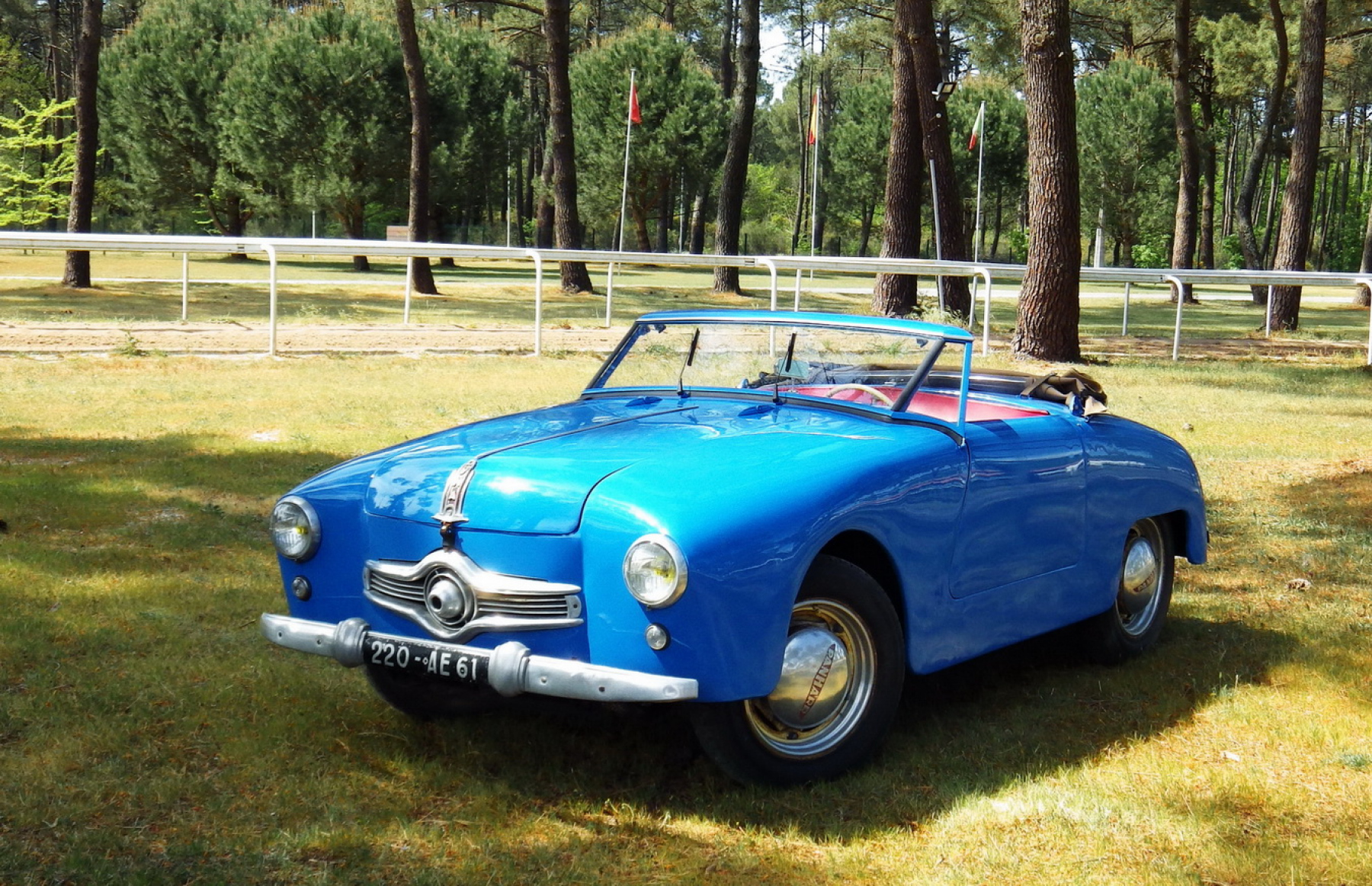 Illustration - Panhard Junior 1953 Essais de Patrice
