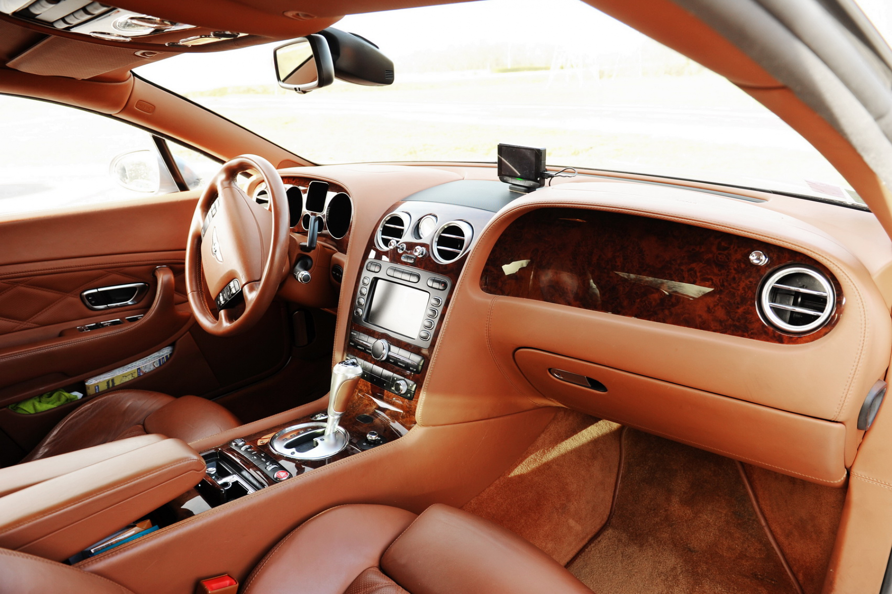 Illustration - Bentley Continental GT Mulliner 2006 Intérieur
