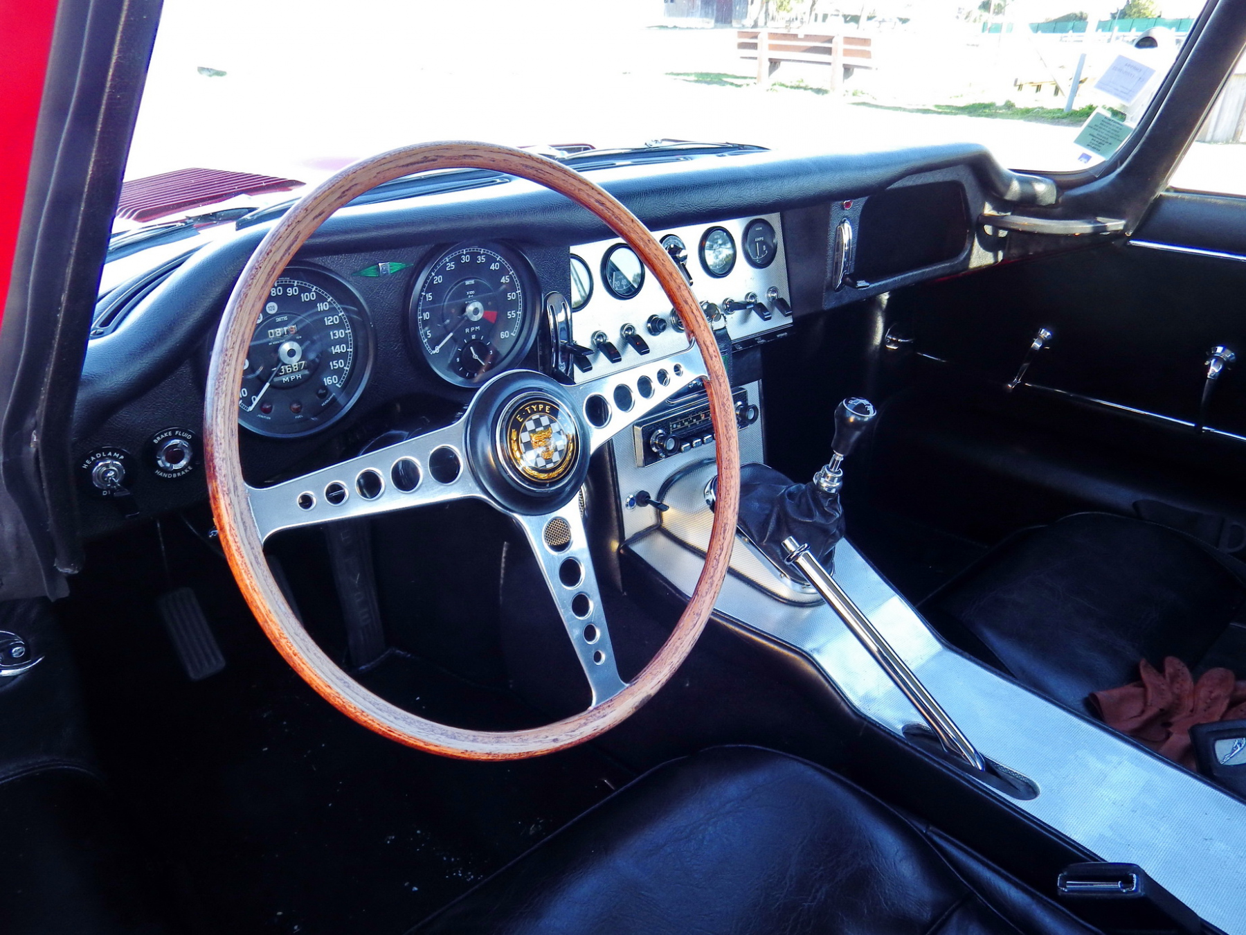 Illustration - Jaguar Type E 1963 Intérieur