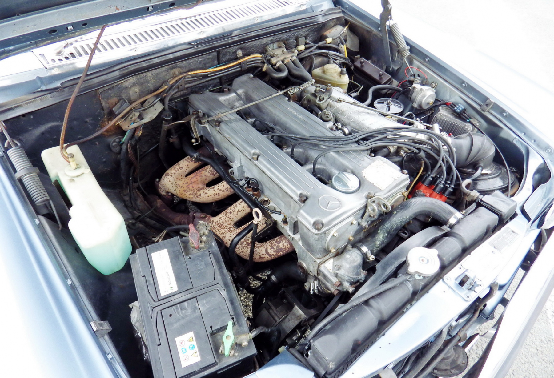 Illustration - Mercedes 280 CE 1973 Moteur