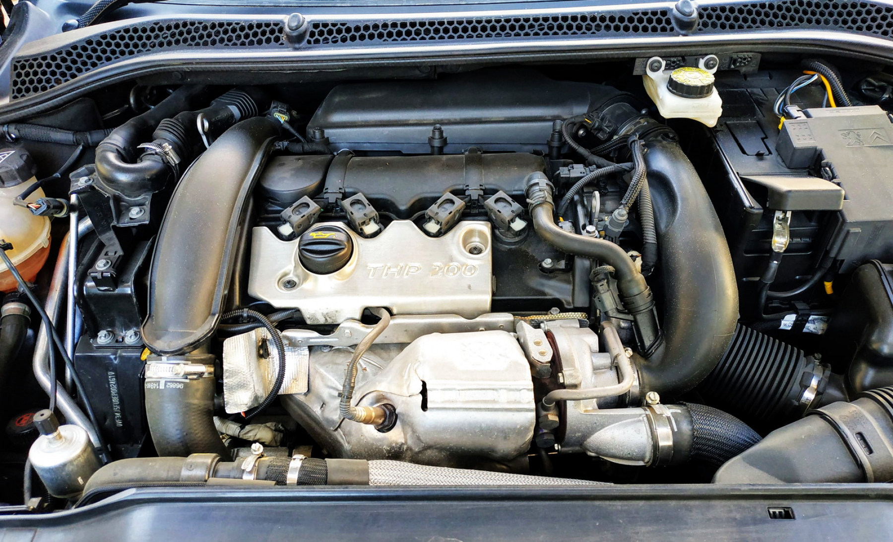 Illustration - Peugeot RCZ 2015 Moteur